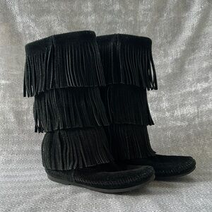 Minnetonka 3-Layer Black Moccasin Fringe Boots